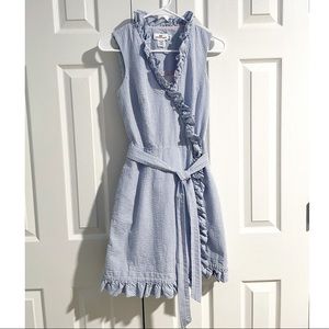 Vineyard Vines White and Blue striped dress, size 4 in good condition